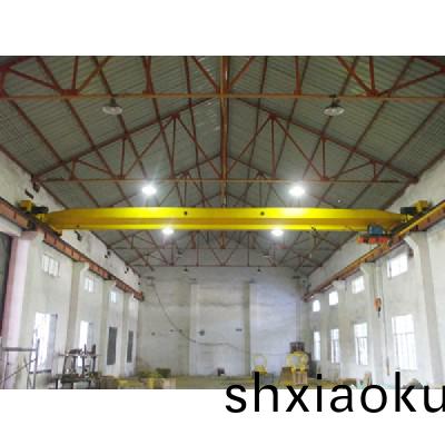 電動單(dan)樑懸掛起(qi)重機10