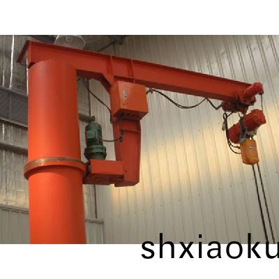 柱(zhu)式(shi)鏇(xuan)臂式(shi)起重機3