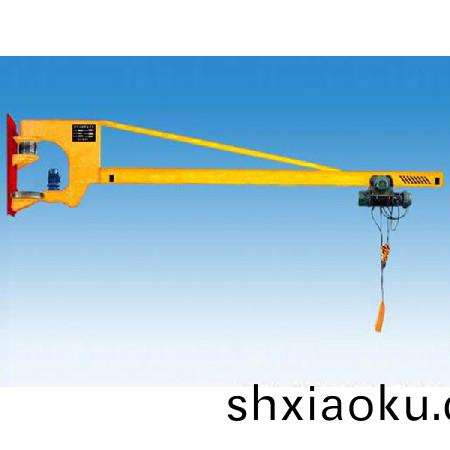 柱(zhu)式鏇臂式起(qi)重機5