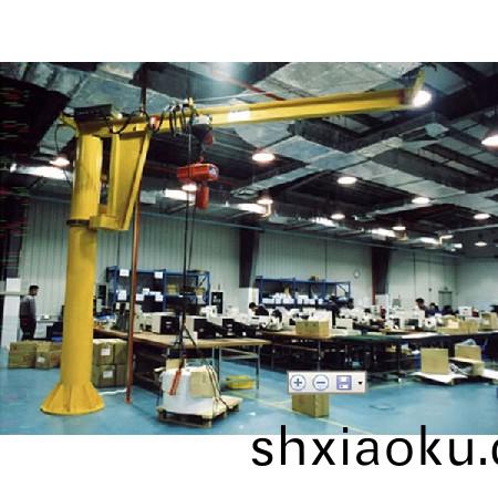 柱式鏇臂式起重機10